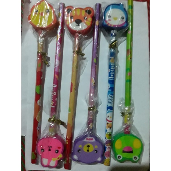 

pensil + penghapus karakter