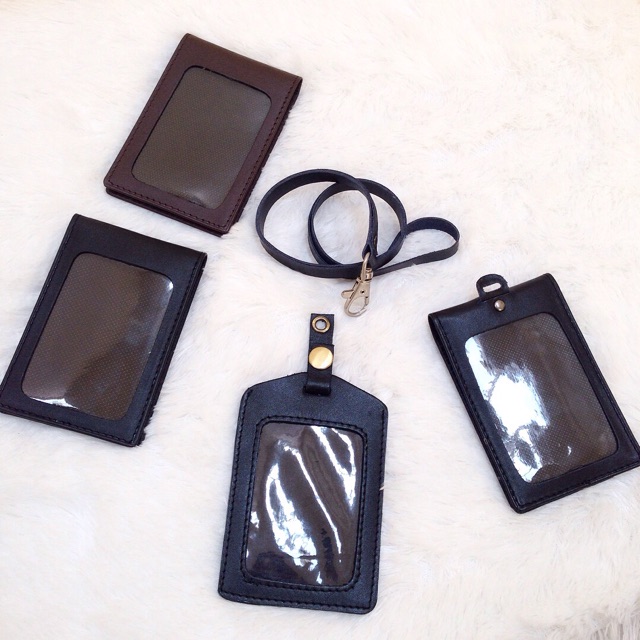 

Cover Id Card Kulit , Tempat Id Card, Dompet Id Card Kulit