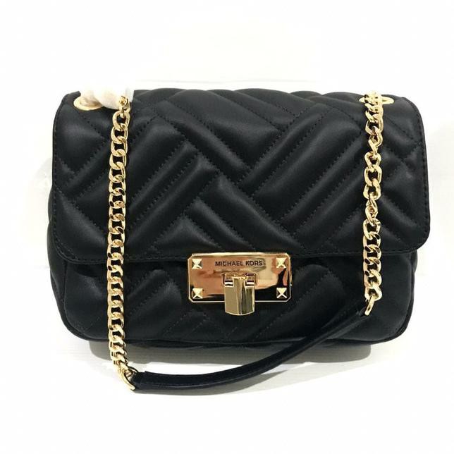 ❗❗ TRUSTED TAS SLEMPANG WANITA❗❗ MK PEYTON MEDIUM QUILTED FLAP BLACK ,TAS SLEMPANG WANITA