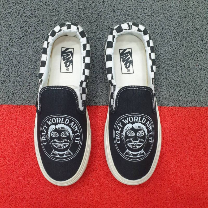 Sepatu VANS Slip On Motif