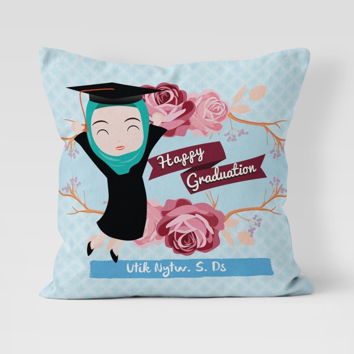 Bantal wisuda hijab custom