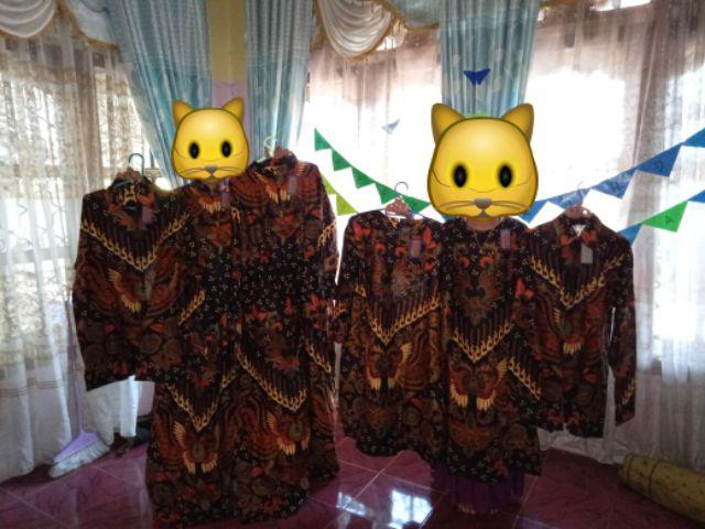 Couple Keluarga Batik Couple Keluarga Motif Kupu Warna Coklat Sama Abu