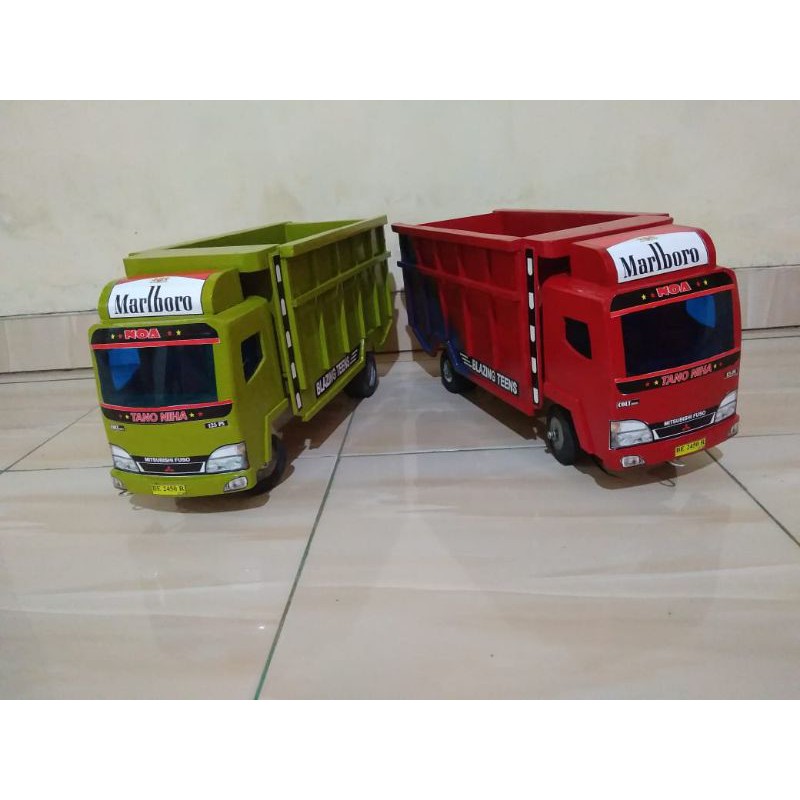 mobilan truk oleng miniatur truk oleng