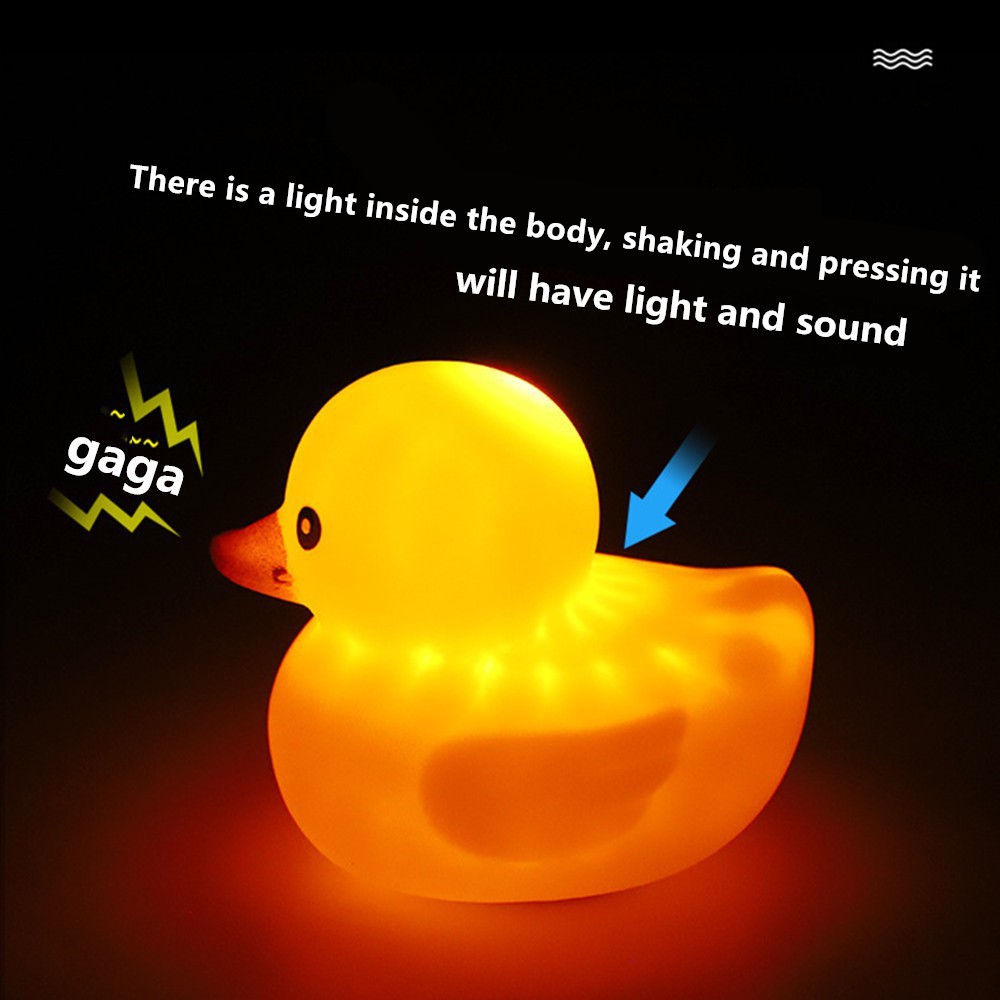 【COD√+READY】Bebek lampu Helm  berbaling mainan bebek berbaling helm LED
