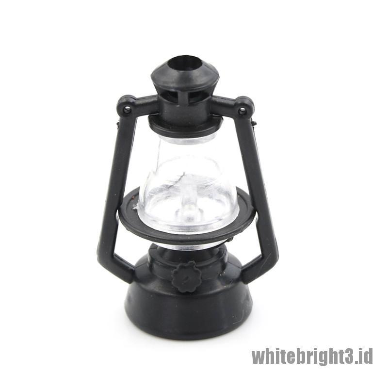 (white3) Miniatur Lampu Minyak Retro Skala 1: 12 Untuk Dekorasi Ruang Tamu Rumah Boneka