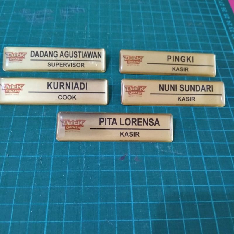 

Name Tag Nama Dada Acrilik Kuningan Stainless Guru Dokter Karyawan PNS ASN