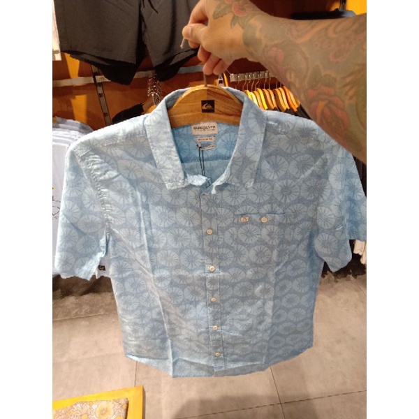 new arrival baju kemeja quiksilver original v354