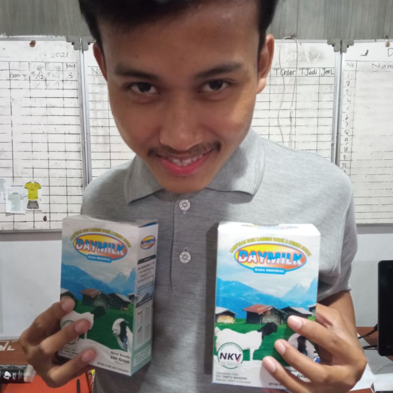 

Susu Kambing Etawa Bubuk DAYMILK 200gr Halal Bpom