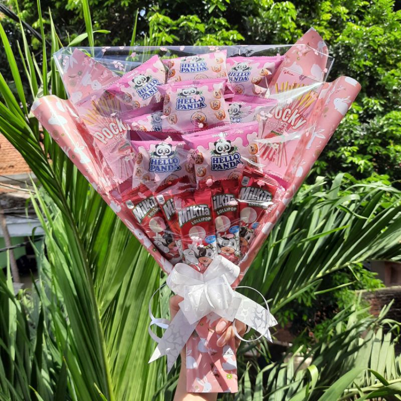 

Buket Makanan Jajanan Handmade Custom Warna dan Isi / Hand Bouquet Snack Murah