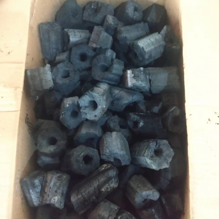(1KG) Arang Briket Sawdust Charcoal BBQ Serbuk Kayu - Kualitas Export