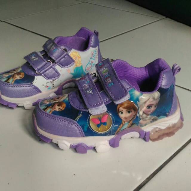SALE,, SEPATU ANAK