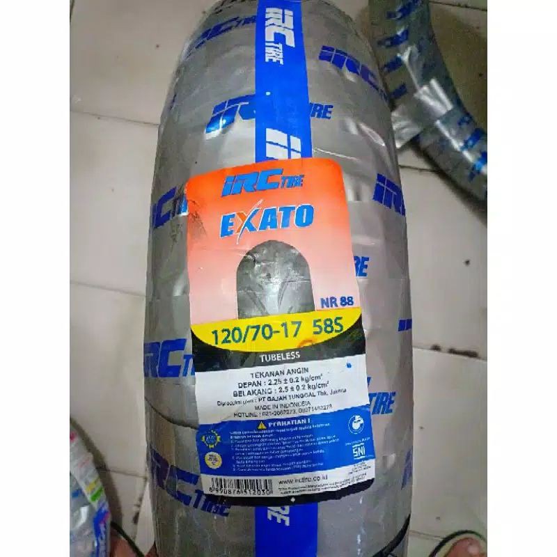 Ban irc exato ring 17 ukuran 120/70-17 ban motor tubeless
