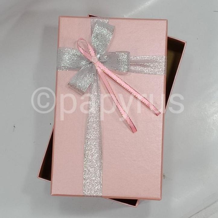 

Papyrus 15X25 Tinggi 5Cm Kotak Kado Gift Box Hadiah