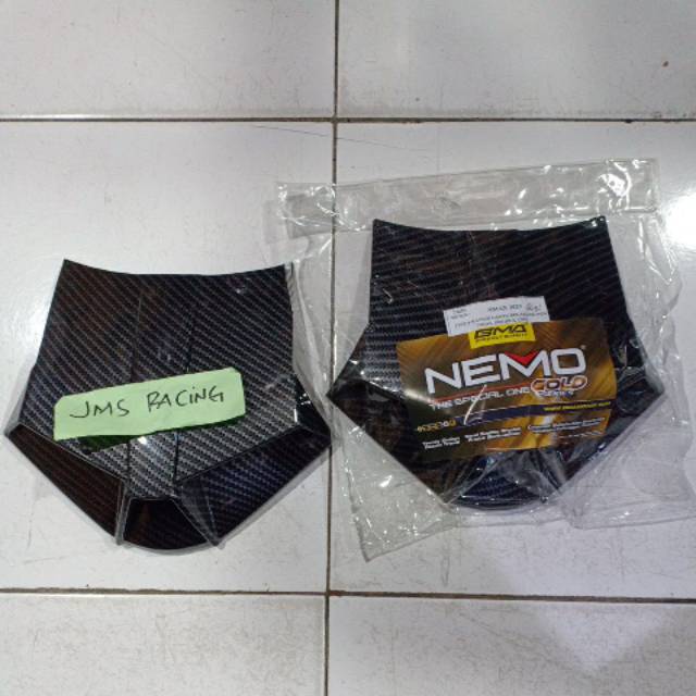 Cover tutup carbon bawah lampu stop belakang yamaha nmax new nemo