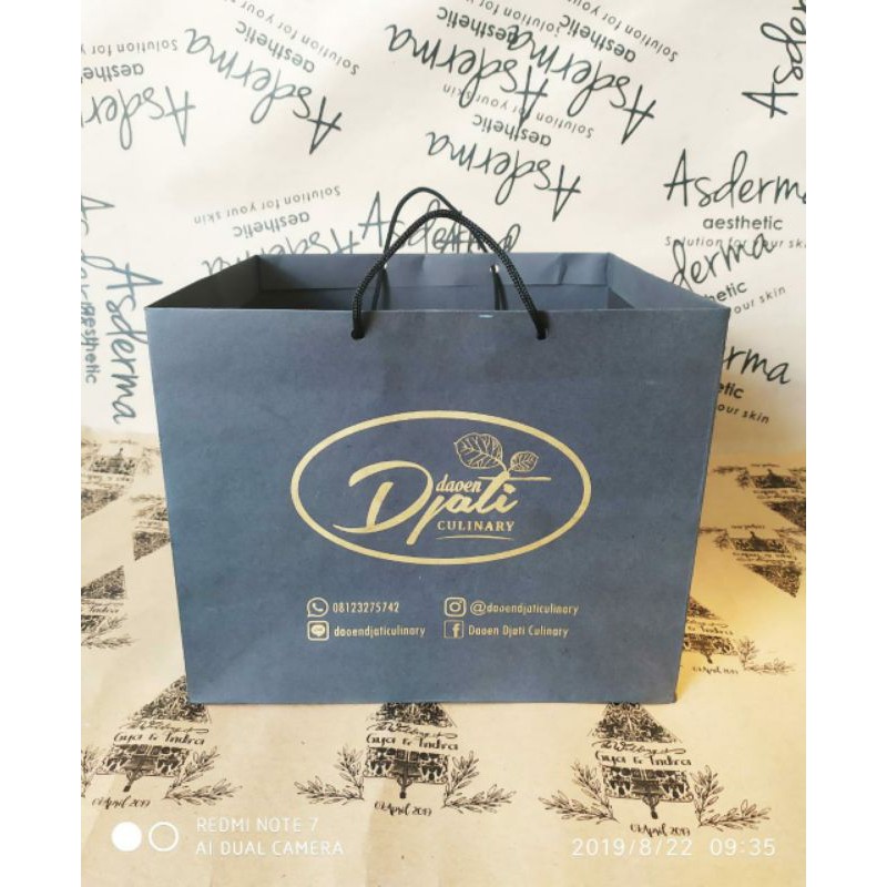 

paperbag custom size bahan jemani hitam 180-200gsm doff P25xL25xT20