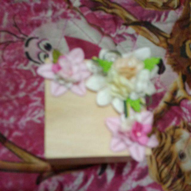 Kotak Perhiasan Cincin Kayu Rustic Ukuran 6x6x5cm