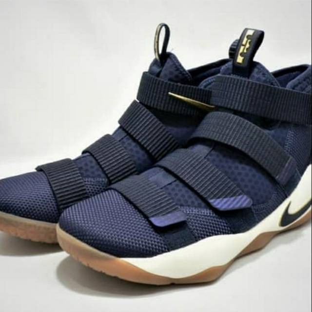 lebron james xi