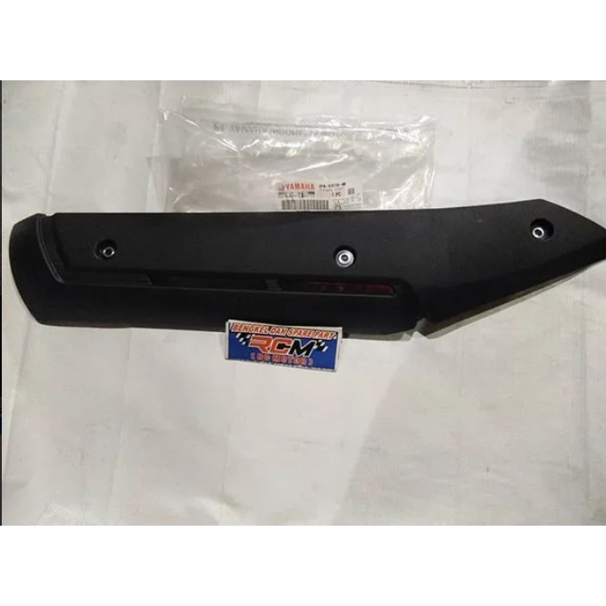 PROTECTOR MUFFLER PROTEKTOR TUTUP TAMENG KNALPOT VIXION NEW NVL NVA ORI YAMAHA 1PA-E4718-00