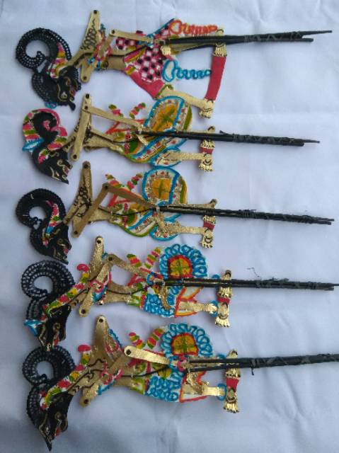 (BISA COD) KERAJINAB MINIATUR WAYANG KULIT PANDAWA LIMA KIDANGAN BIASA ISI 5 PCS YUDISTIRA BIMA