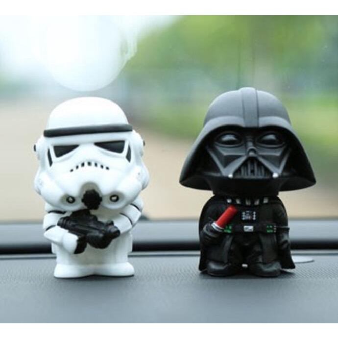 Pajangan Mobil / Ruangan Action Figure Star Wars Darth Vader &amp; Stroom Trooper Shaking Head