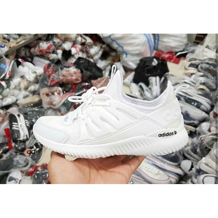  Sepatu  Adidas  Alphabounce Fullwhite Putih  Polos  Sneakers 