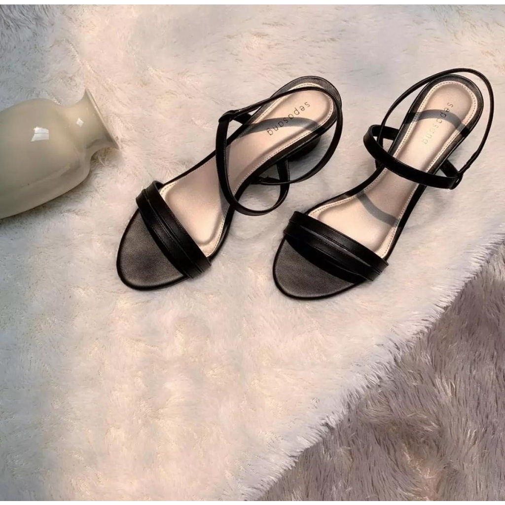 sandal wanita hak tahu/sandal hak tahu 5cm tali belakang/ sandal heel wanita dewasa/ sandal wanita terbaru/ sandal wanita masa kini/ sendal wanita korea/ sandal andin/ sansal wanita terbaru 2021