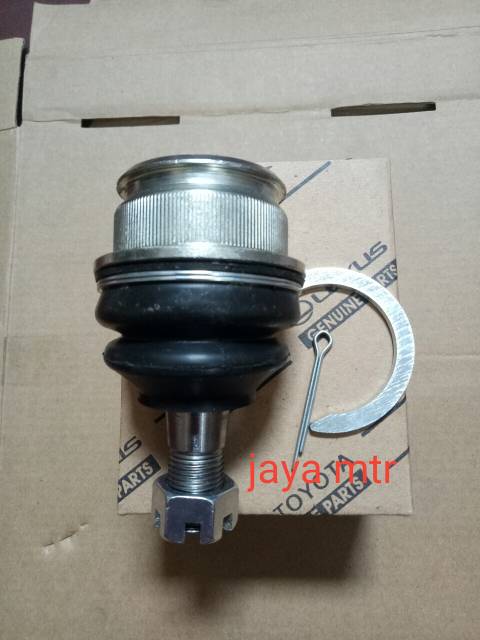 Ball joint bawa toyota innova