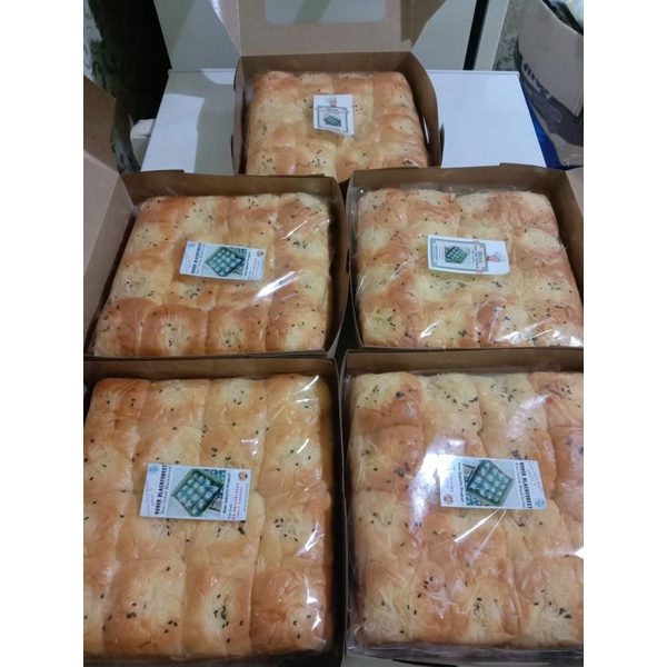 

Bar Bar RoBek Cheesy