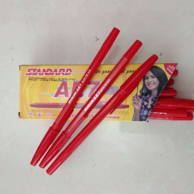 

Bolp Standard AE7 merah isi 12 (pack)
