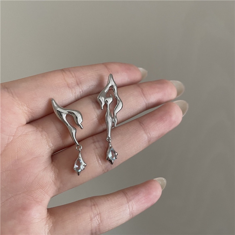 Anting Zirkon Untuk Aksesoris