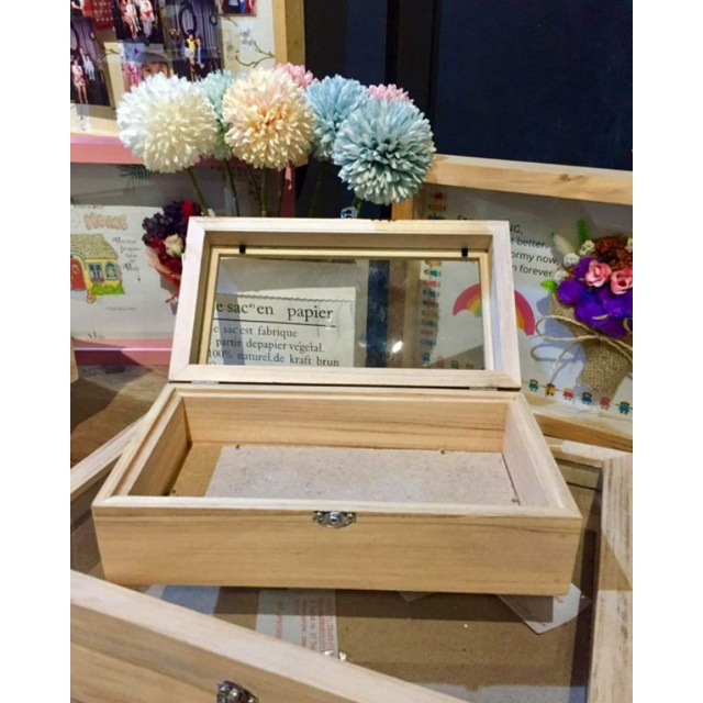 

Kotak Box tutup acrylic, ukuran 20x20