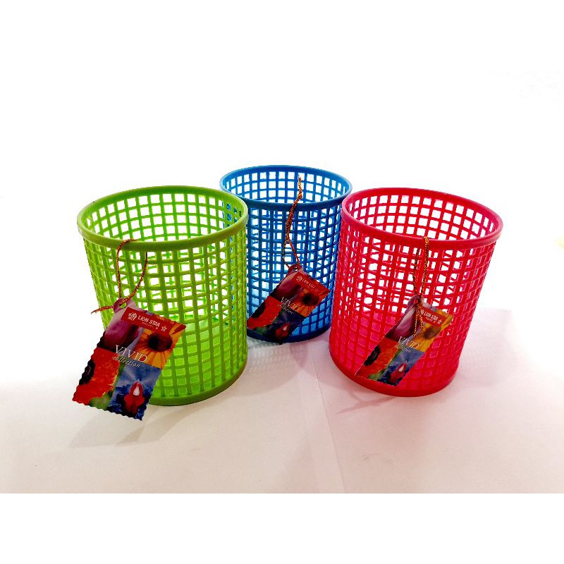 

TEMPAT PENSIL VIVID CUP - LION STAR