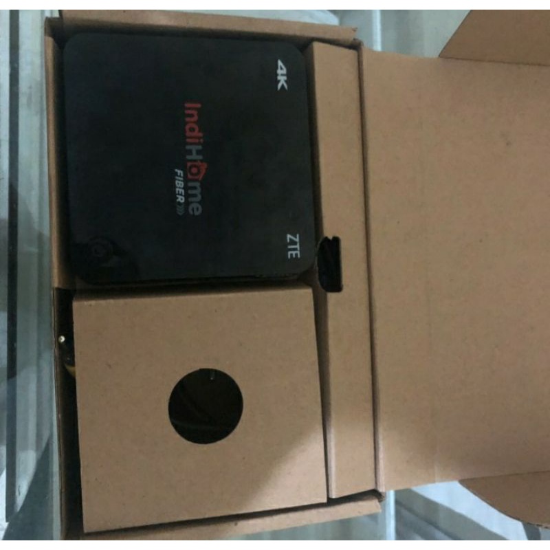 Androit Tv Box  B860H ZTE V5 Fullset (Original)