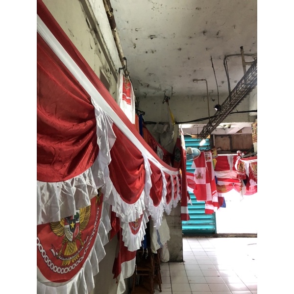 Selempang merah putih upacara