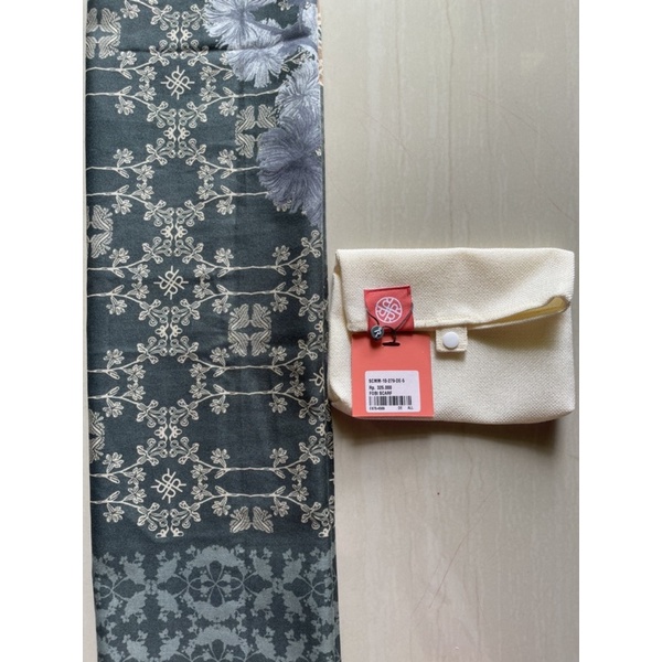 Fobi Scarf Riamiranda