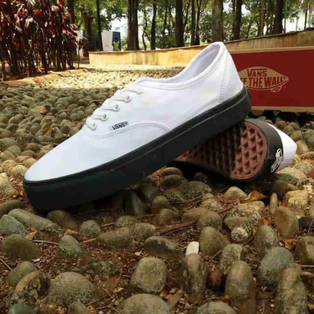 Sepatu Vans Authentic Putih Sol Hitam Grade Ori Murah