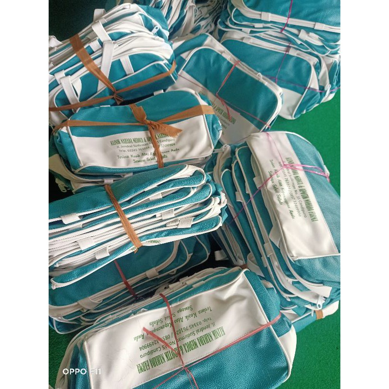 

Tas souvenir persalinan