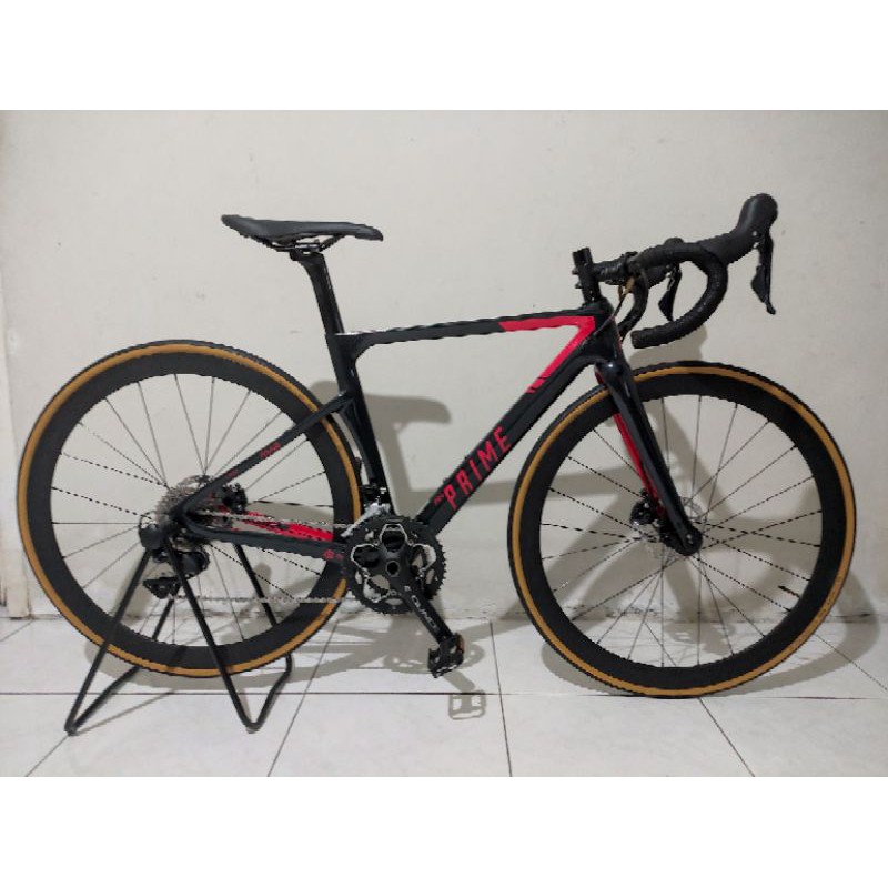 Roadbike Pro Prime Carbon Discbrake 105 R7020