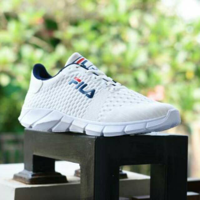 Sepatu Running Sneakers Pria Fila Zero One Full Putih Navy