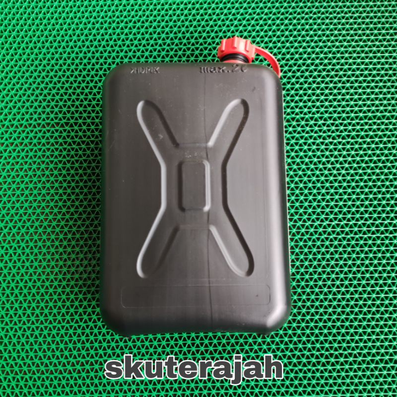 Jerry Can utk bensin cadangan