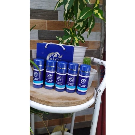 face toner wjah nalu glow shine and glow.. hrga ecer