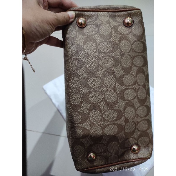 Reserved Coach Bennet Original