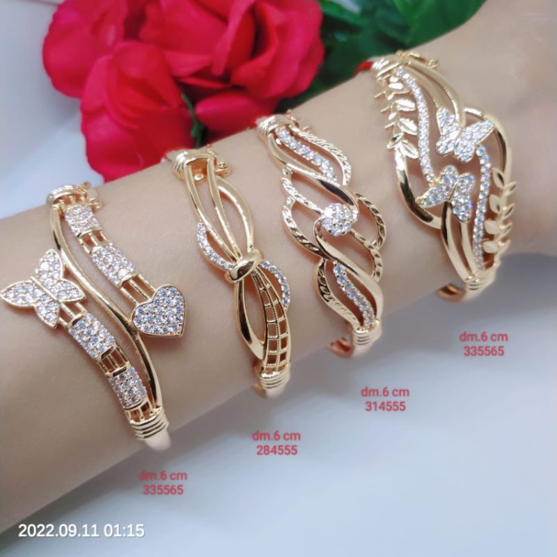 Gelang Tangan Bangle Wanita Titanium Xuping Perhiasan Aksesoris Lapis Emas Anti Karat