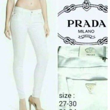 Celana putih wanita pensil