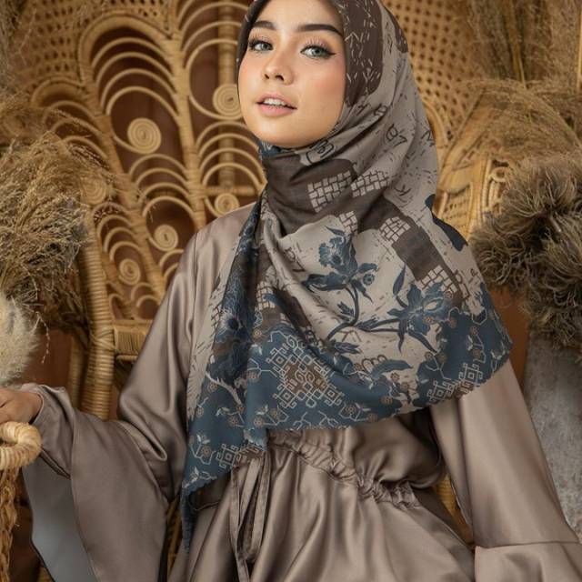 Iswara scarf by Wearing klamby