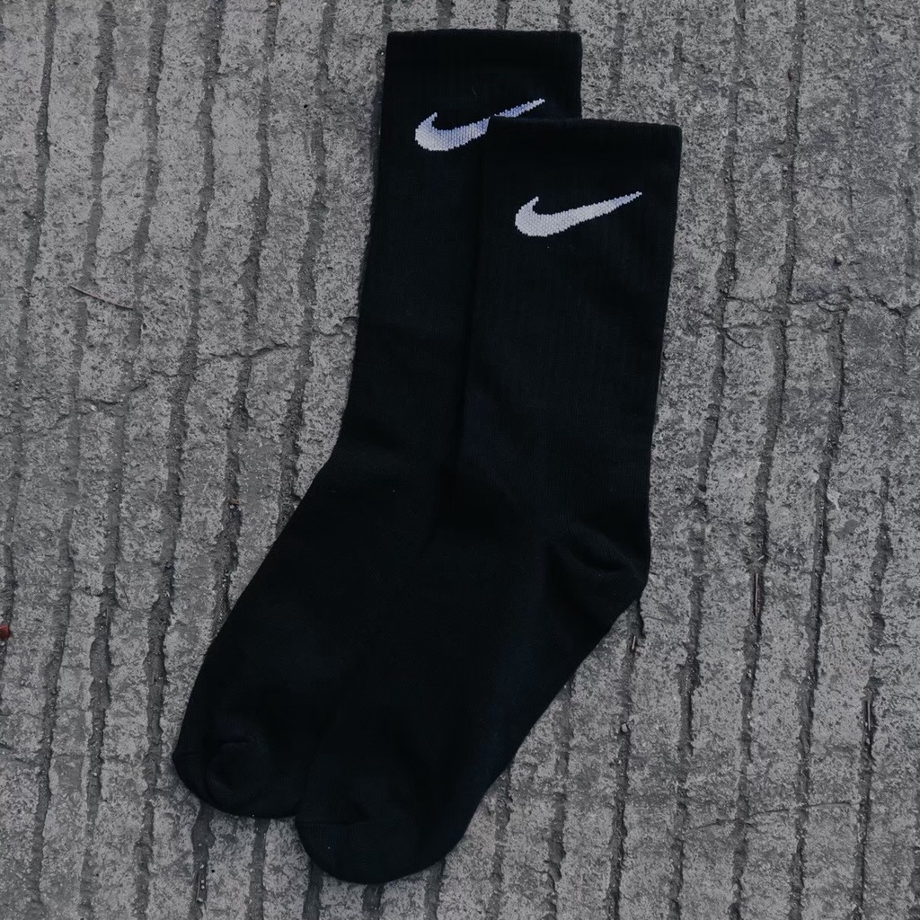 KAOS KAKI PENDEK / KAOS KAKI PENDEK OLAHRAGA / KAOS KAKI MAIN