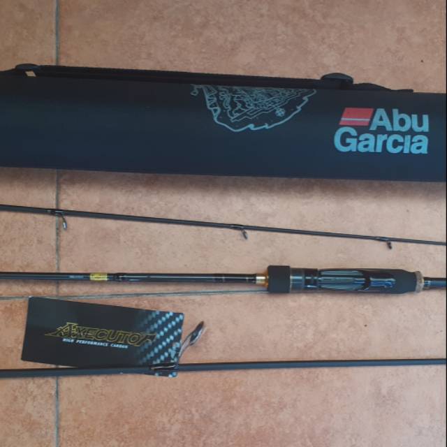 BNIB Travel Rod Abu Garcia Axecutor AAXS603ML A spinning