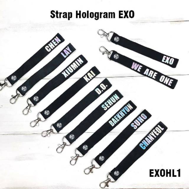 Strap hologram EXO Strap Lanyard Gantungan Kunci EXO BTS