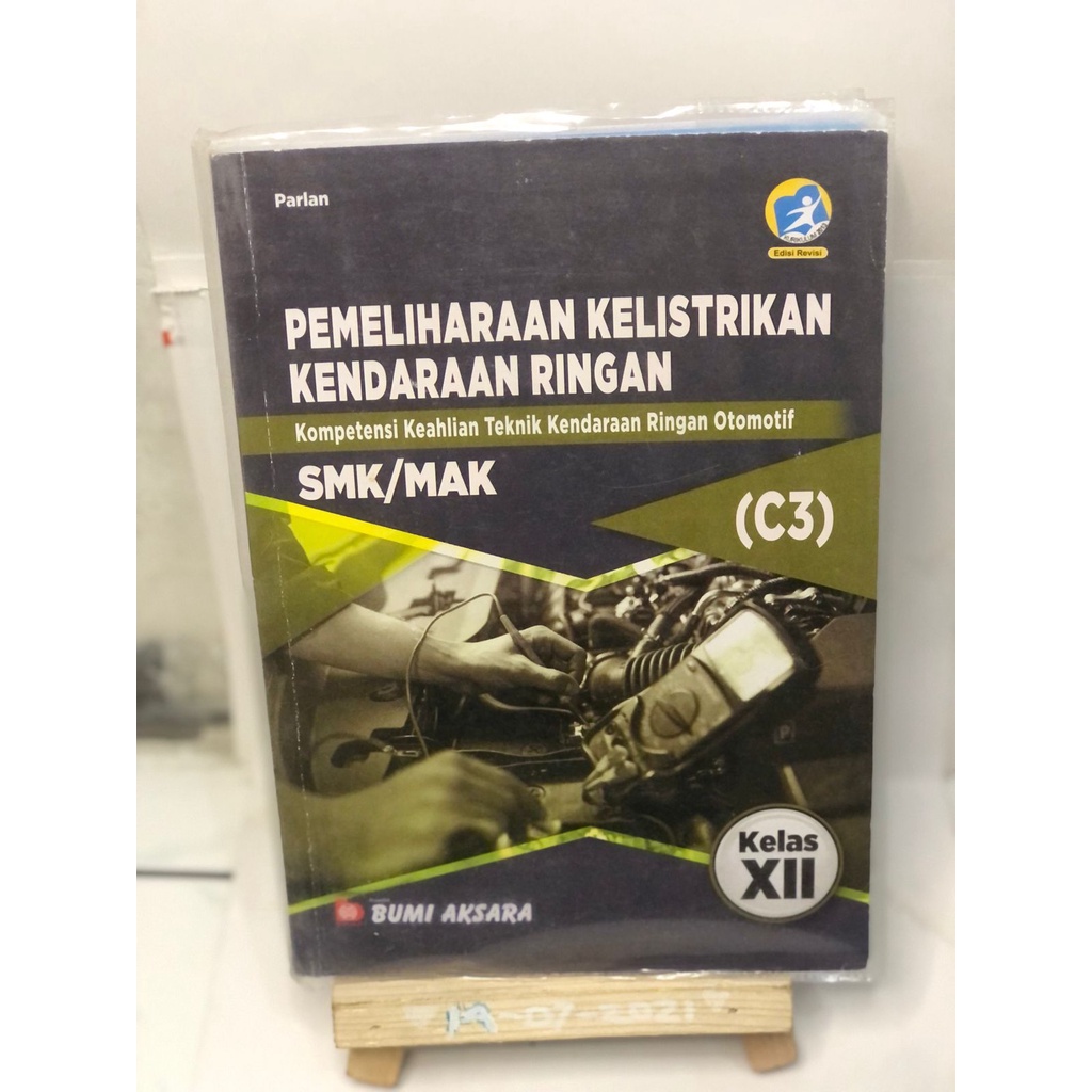 BUKU PEMELIHARAAN KELISTRIKAN KENDARAAN RINGAN kompetensi keahlian teknik kendaraan ringan otomotif