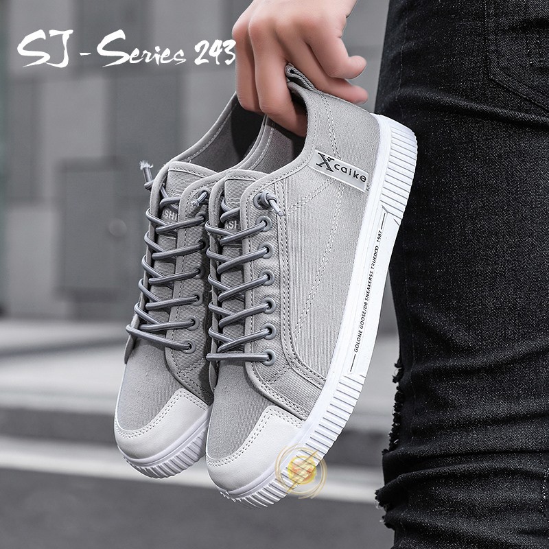 [OOS] Sepatu Sneakers Pria Casual Santai Kualitas Import Premium - 243